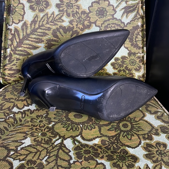 COPY - Nine West Etta Black Leather - Picture 5 of 5